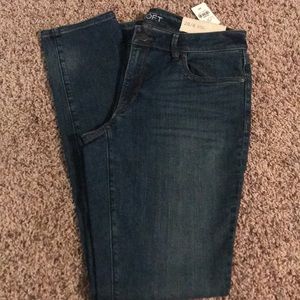 Loft Curvy Skinny Jeans - size 28/6